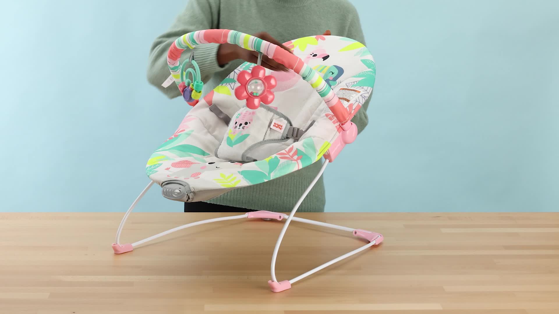 Sdraietta Per Bambini Bright Starts Happy Safari - Con Vibrazioni, Musica E Barra Giochi, Per 0-6 Mesi (fino A 9kg)