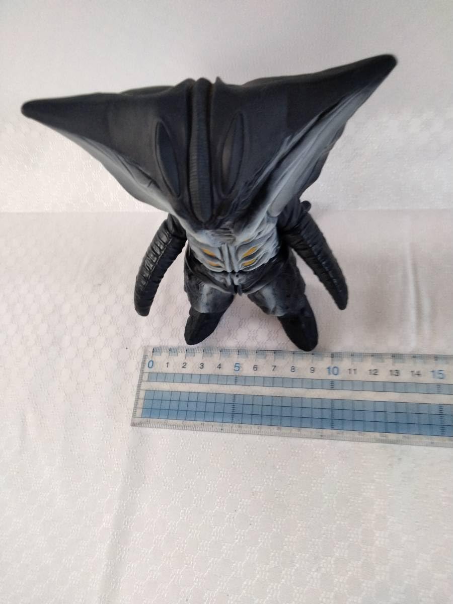 BANDAI - 【絶版ソフビ】日本製 変形怪獣ガゾード1996  ウルトラ怪獣シリーズ91 Amazon.co.jp: 変形怪獣ガゾート ウルトラ怪獣シリーズ91
