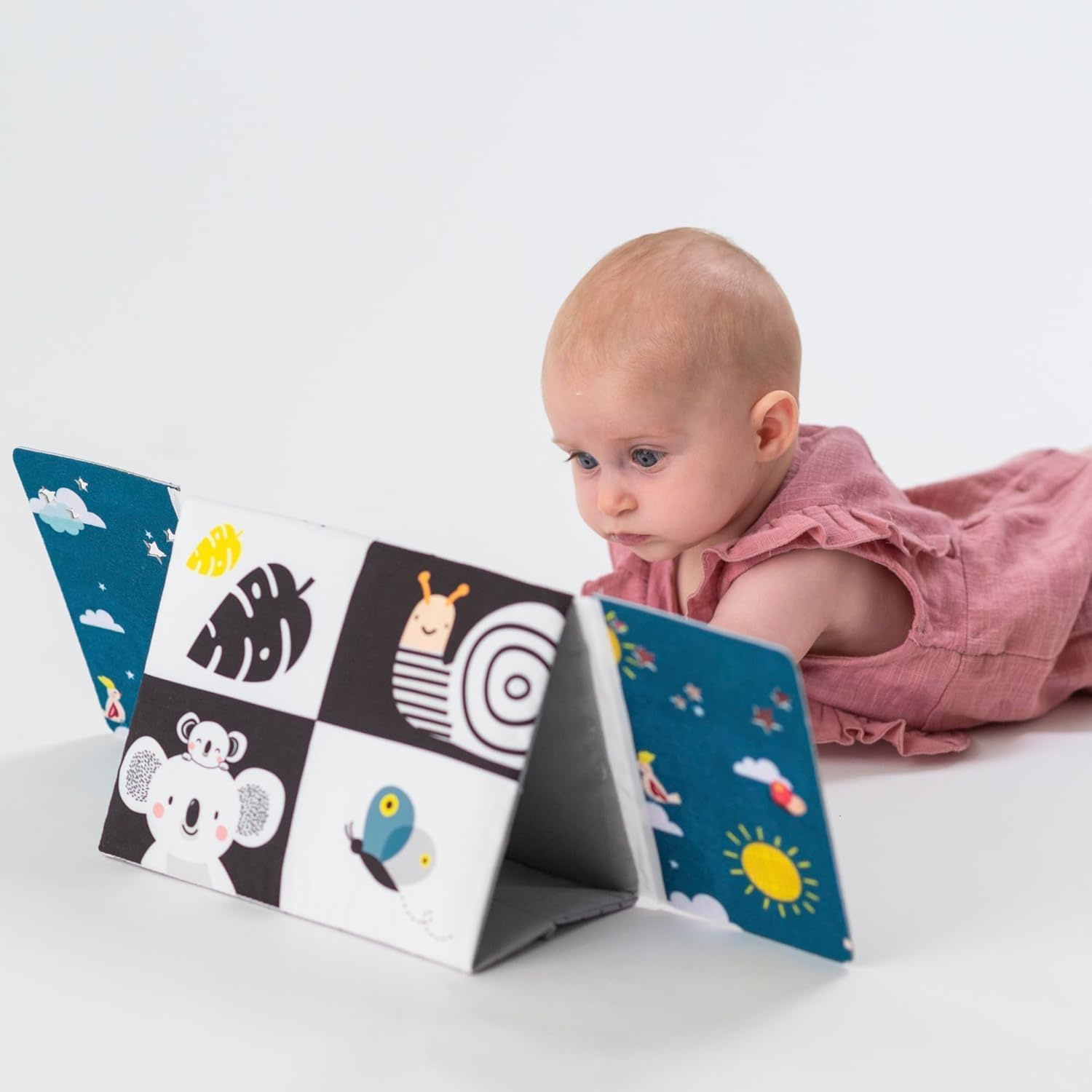 Taf Toys Tummy Time Floor Mirror Book Giocattoli per bambini Attività ad alto contrasto Montessori Neonati Giocattoli, Nero & Bianco Baby Mirror Giocattoli 0 3 6 12 0-3 Mesi Neonato Essenziale per il
