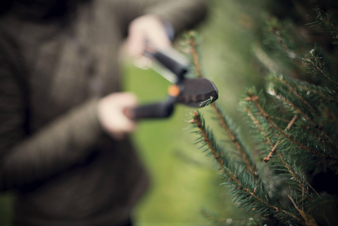 Fiskars Cisaille à haie SingleStep, Lame ondulée, Lames en Acier, Longueur: 58 cm, Noir mat, HS22, 1001433