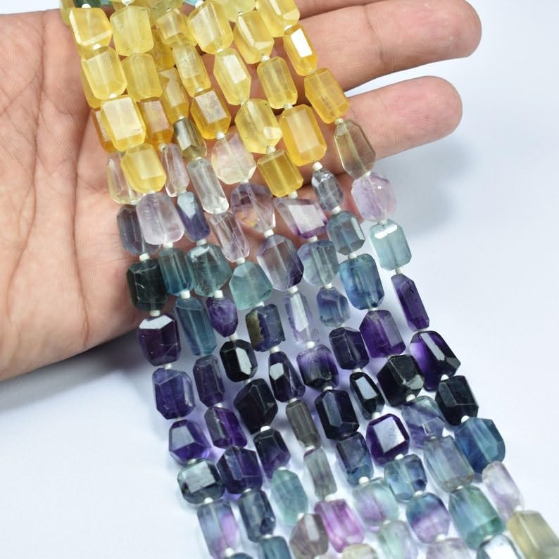 Perles en fluorite naturelle taillées pour bijoux d'exception