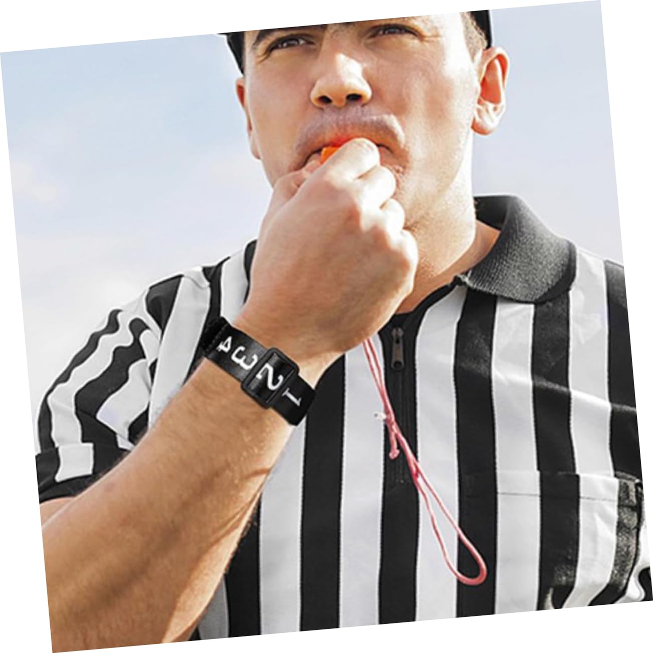 SUPVOX Árbitro De Fútbol Indicador De Número De Jugador De Fútbol Silbato Electronico Silbato Salvavidas Accesorios para Árbitros Equipo De Futbol El Plastico Black