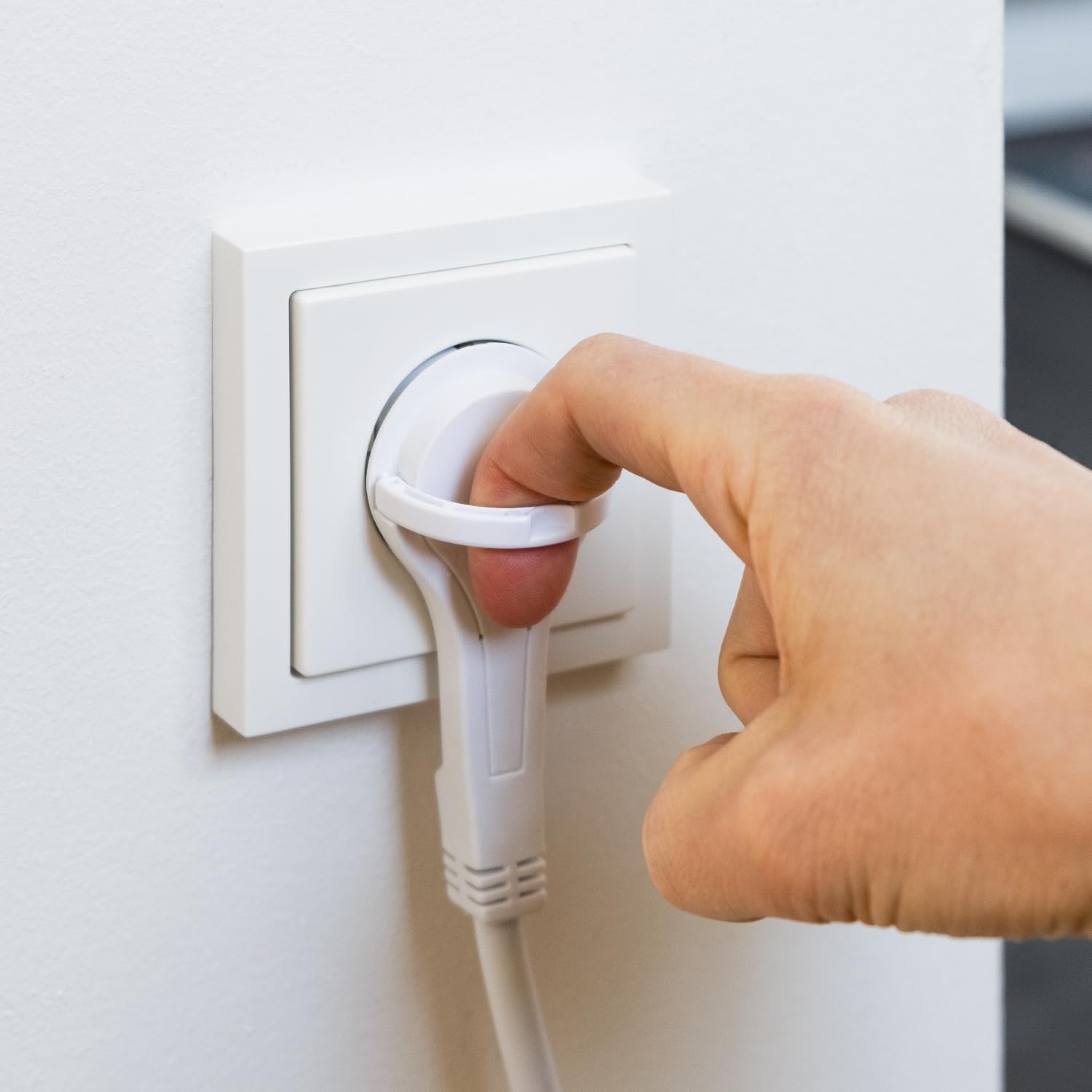 deleyCON 2m Cordon Alimentation Rallonge avec Fiche Plate Contact Protection Câble électrique Extension 3680W Usage Domestique Bureau Multimédia Blanc - 4