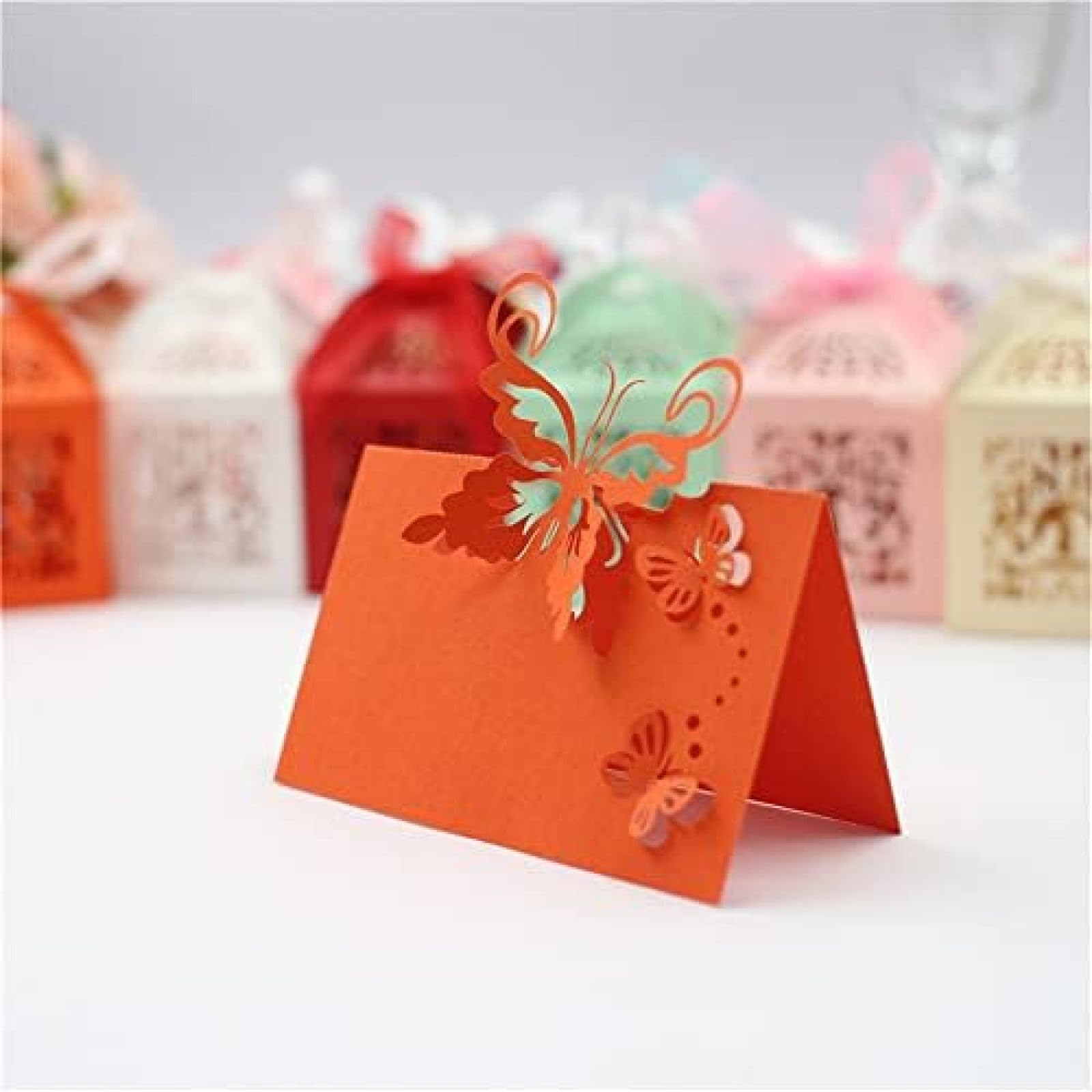 Cartes De Place De Table, 100 Pièces Carte De Place De Table Nom Cartes De Siège Carte De Voeux À Motifs De Papillon Creux pour La Décoration d'anniversaire De Mariage De Bouquet Rouge, Roug