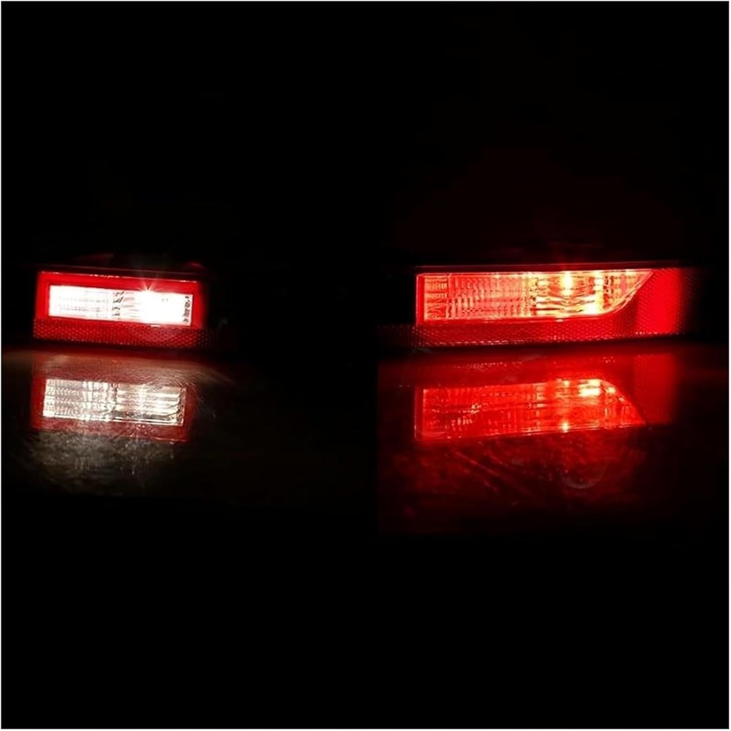 テールライトアセンブリ 用のアウディ Q7 車のリアバンパーテールストップライト用のリバースライト左 &amp; 右側フォグランプ信