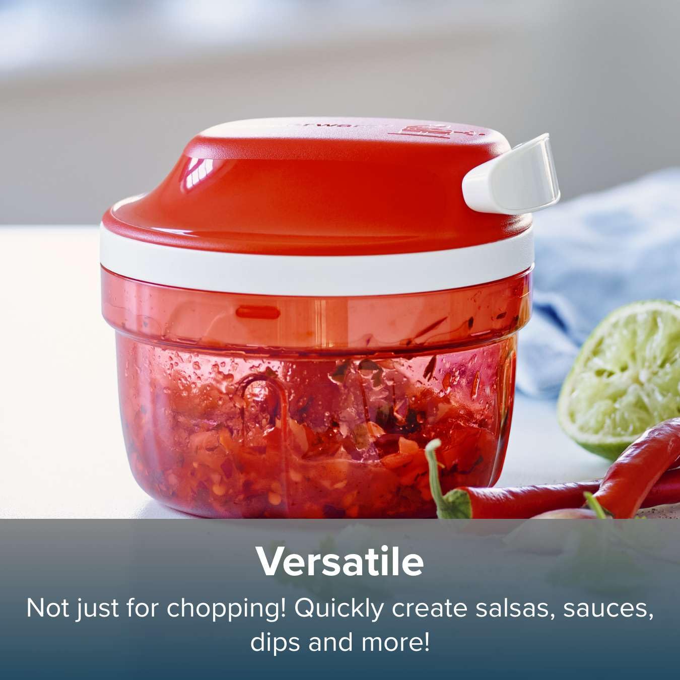 Tupperware SuperSonic Tritatutto Mini, Capacità 300 ml, Robot da Cucina Manuale – Utensile da Cucina per Tritare Erbe, Noci, Aglio, Verdure
