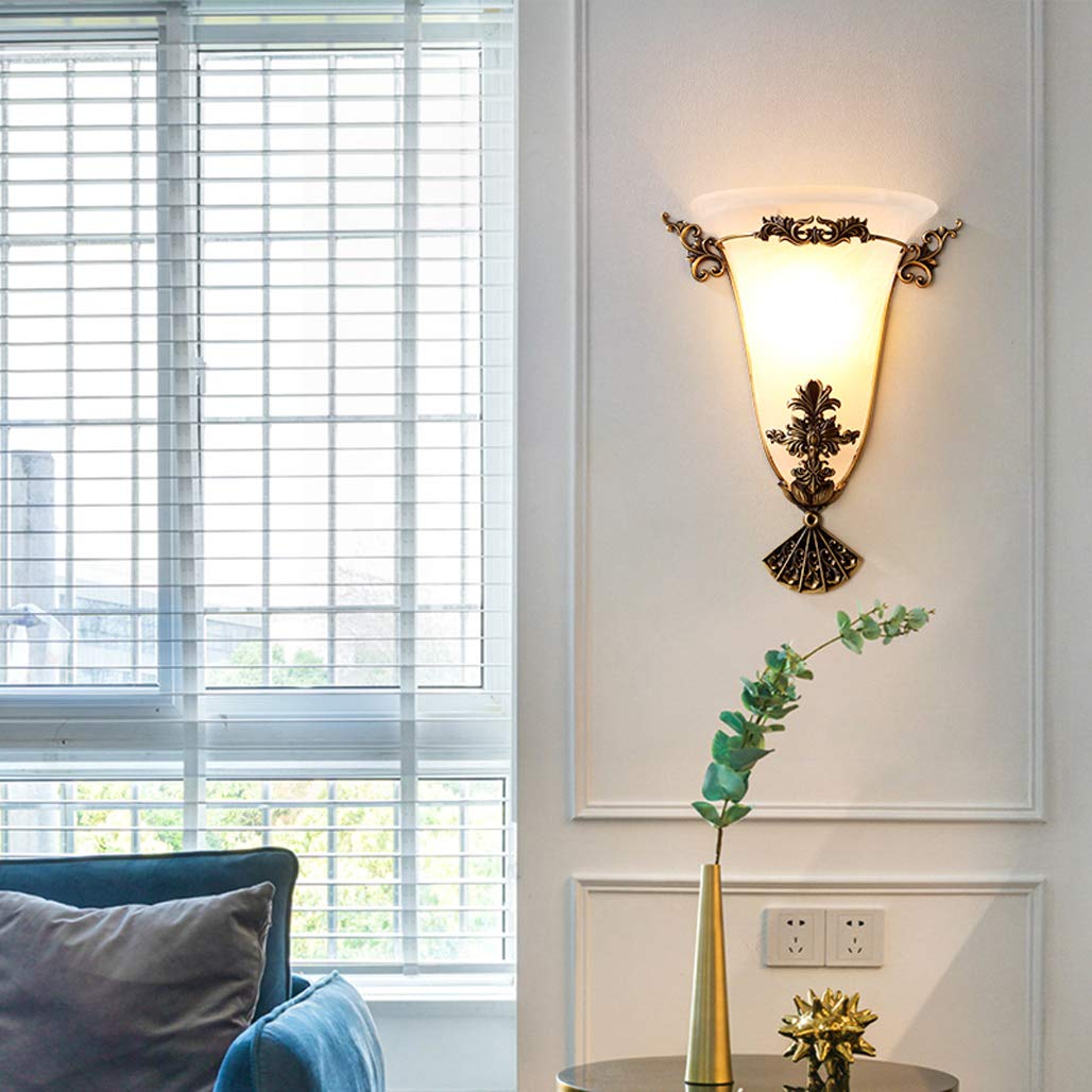 Vintage Wandleuchte Messing, Landhaus Innen Wandlampe mit weiße Glasschirm, 6W Treppenhaus Wandbeleuchtung Warmweiß Flurlampe in Antik-Finish, E27 Fassung, Schlafzimmer Wohnzimmer Deko,C