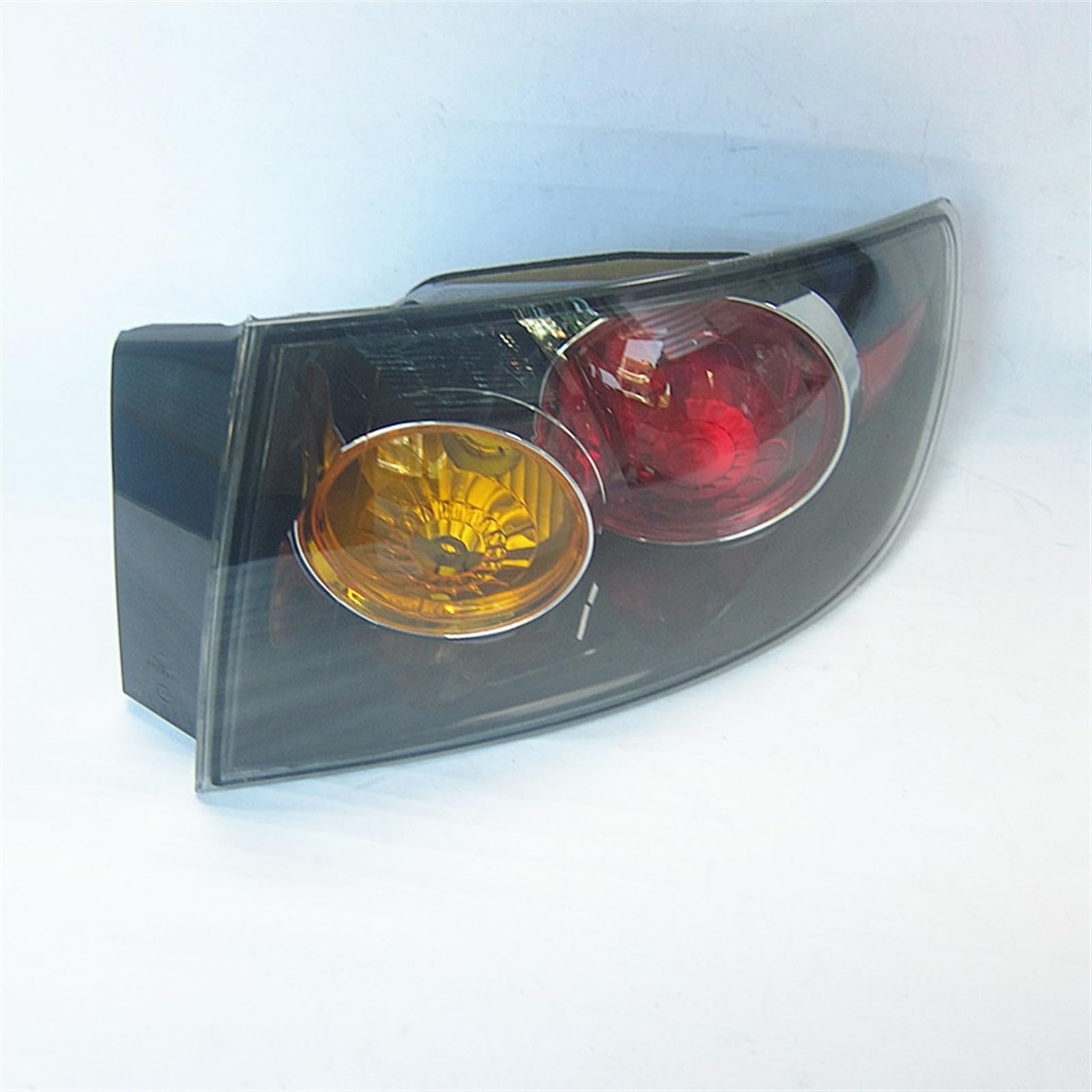 Feu arrière droit pour Mazda 3 2004-2010 BK Berline