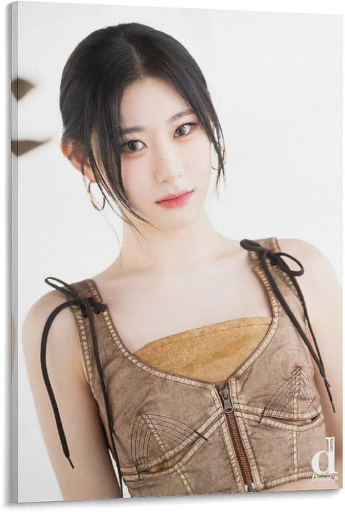 Amazon.co.jp: CHAERYEONG チェリョン Itzy イッチ BORN TO BE BEHIND