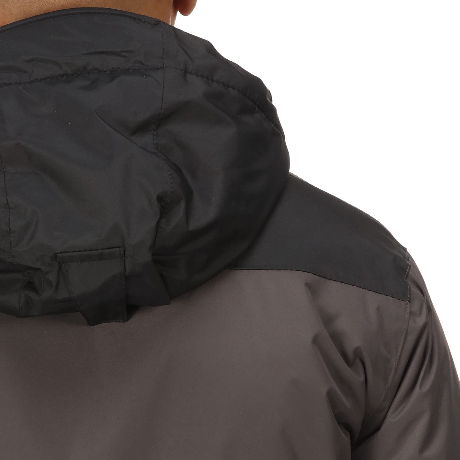 Regatta Thornridge II Impermeable Thermoguard Aislamiento Warm Fleece Paneles Capucha oculta
