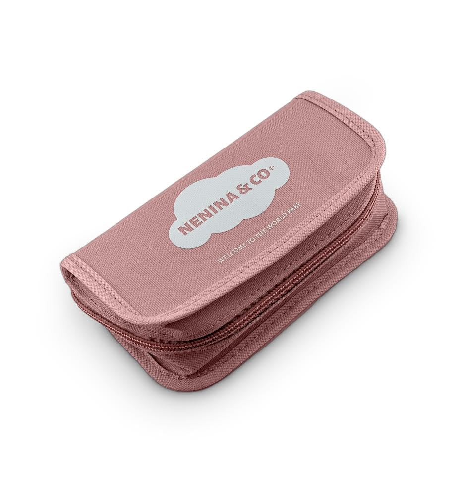 Nenina & Co, Beauty case set manicure per bambini, 0 m, kit per la cura del bambino con spazzola, pettine, aspiratore nasale, forbici, lime e tagliaunghie. Beauty case impermeabile con cerniera