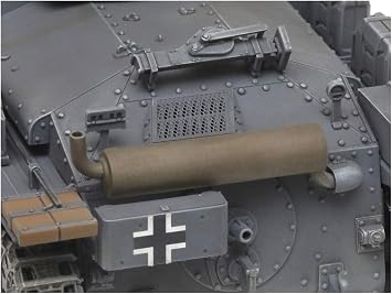 TAMIYA 300035369 1:35 German Panzerkampfwagen 38(t) version E/F (1), faithful copy, model making, plastic kit, crafts, hobby, bonding, plastic kit, assembly, unpainted