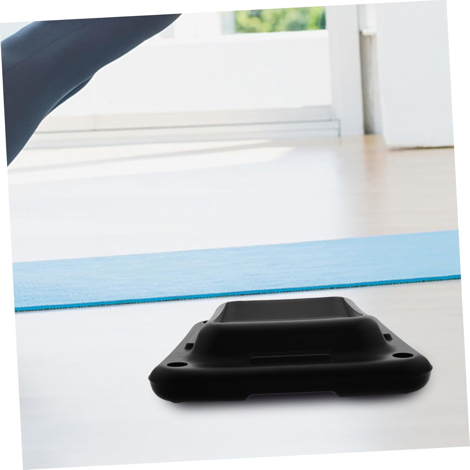 Toyvian Yoga Step Base Support Tray for Aerobic Exercise Non-Slip Stabilizer Bottom Plate Sturdy Plastic for Fitness Workouts and Home Gym