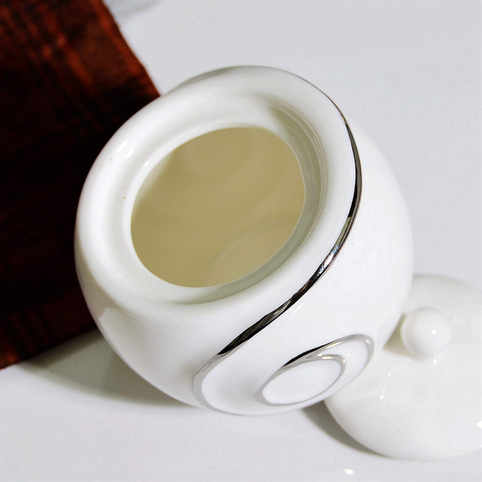 Sucrier Sucrier avec Couvercle Simple Blanc Argenté Artisanat Céramique Assaisonnement Bol Sel Bol à café Sucrier Le Meilleur Choix pour Les Cadeaux Entre Amis Bonbonnière Bocaux