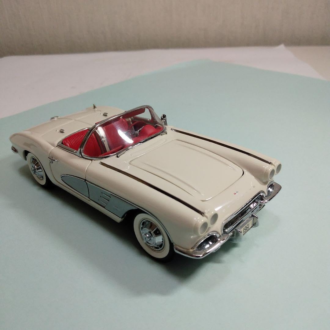 Amazon.co.jp: ダンバリーミント シボレーコルベット 1961年 タン 