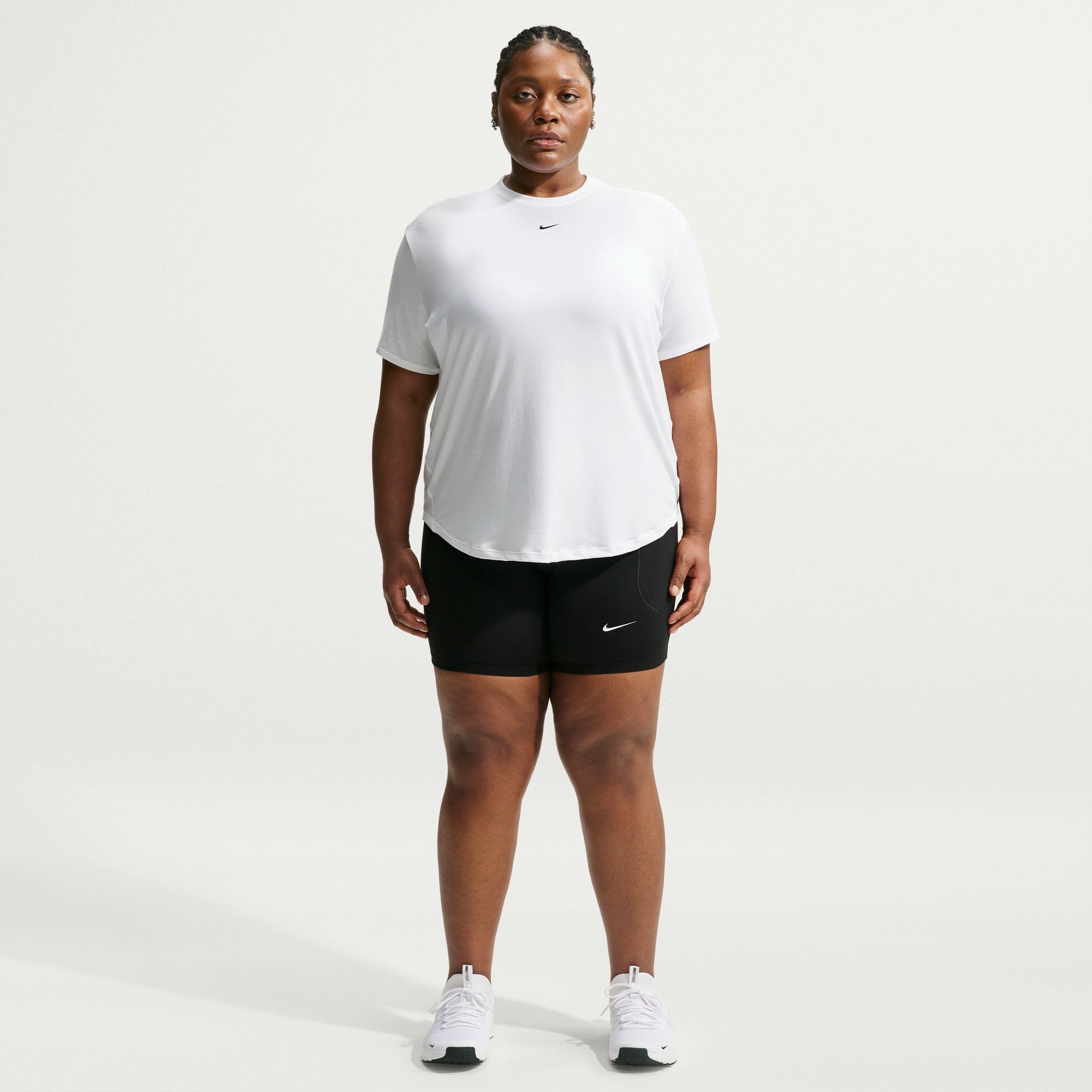 NIKE Koszulka z krótkim rękawem Kobiety Nike One Relaxed Dri-fit Kurzarmshirt (Damen, Große Größen)