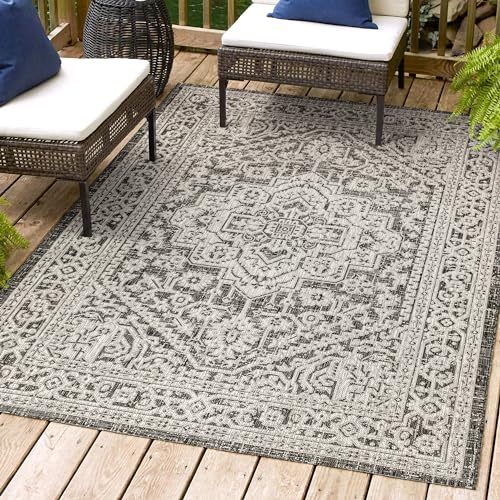 image for JONATHAN Y SMB101D-4 Sinjuri Medallion Textured Weave Indoor/Outdoor G