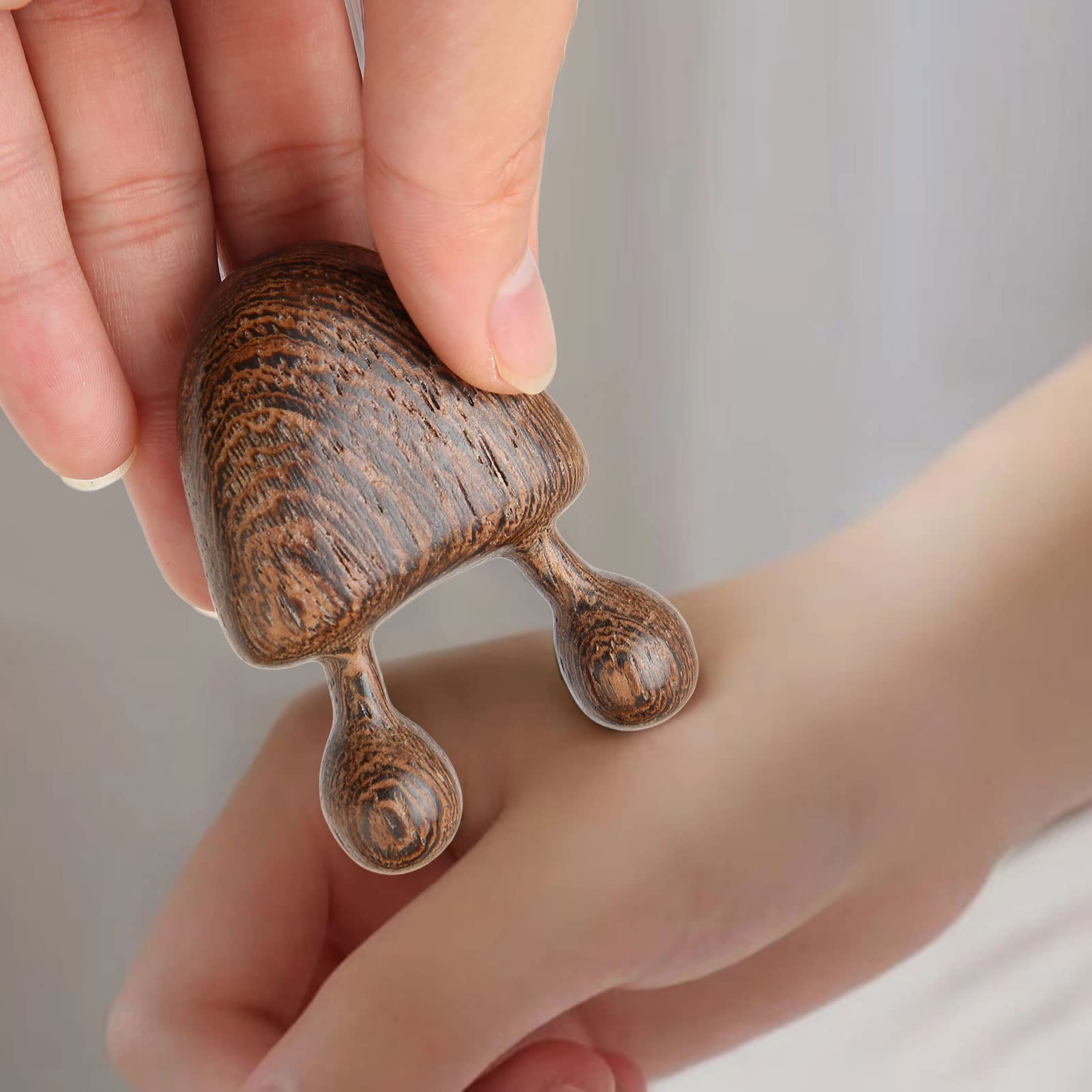 フォトセラピーマッサージコーム Amazon | 治療用テラヘルツマッサージ