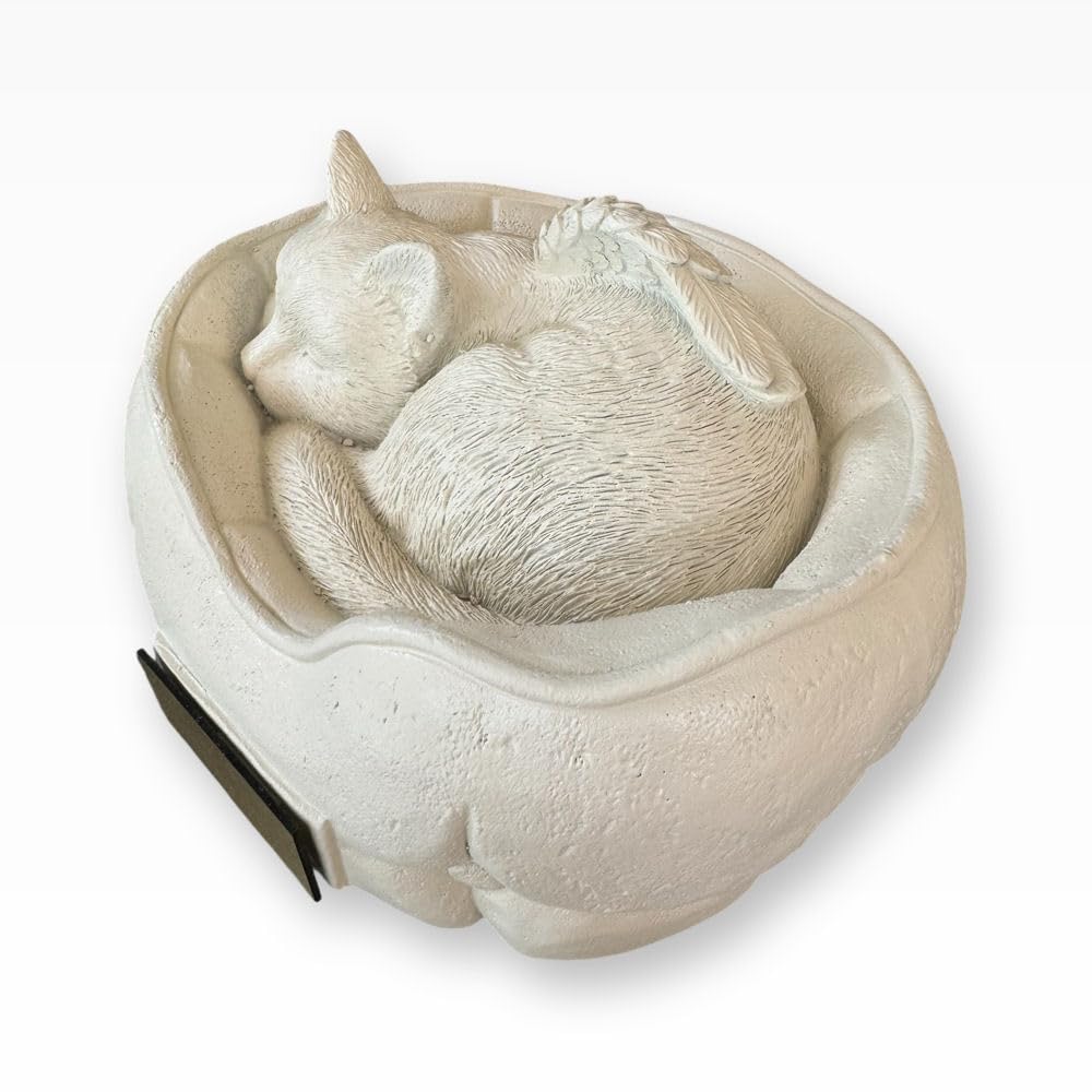 Monello Katzenurne Schlafende Katze, Tierurne mit Engelsflügeln, 1L Füllvolumen, für Katzen bis 15 kg, mit Gravur auf Wunsch (Creme)