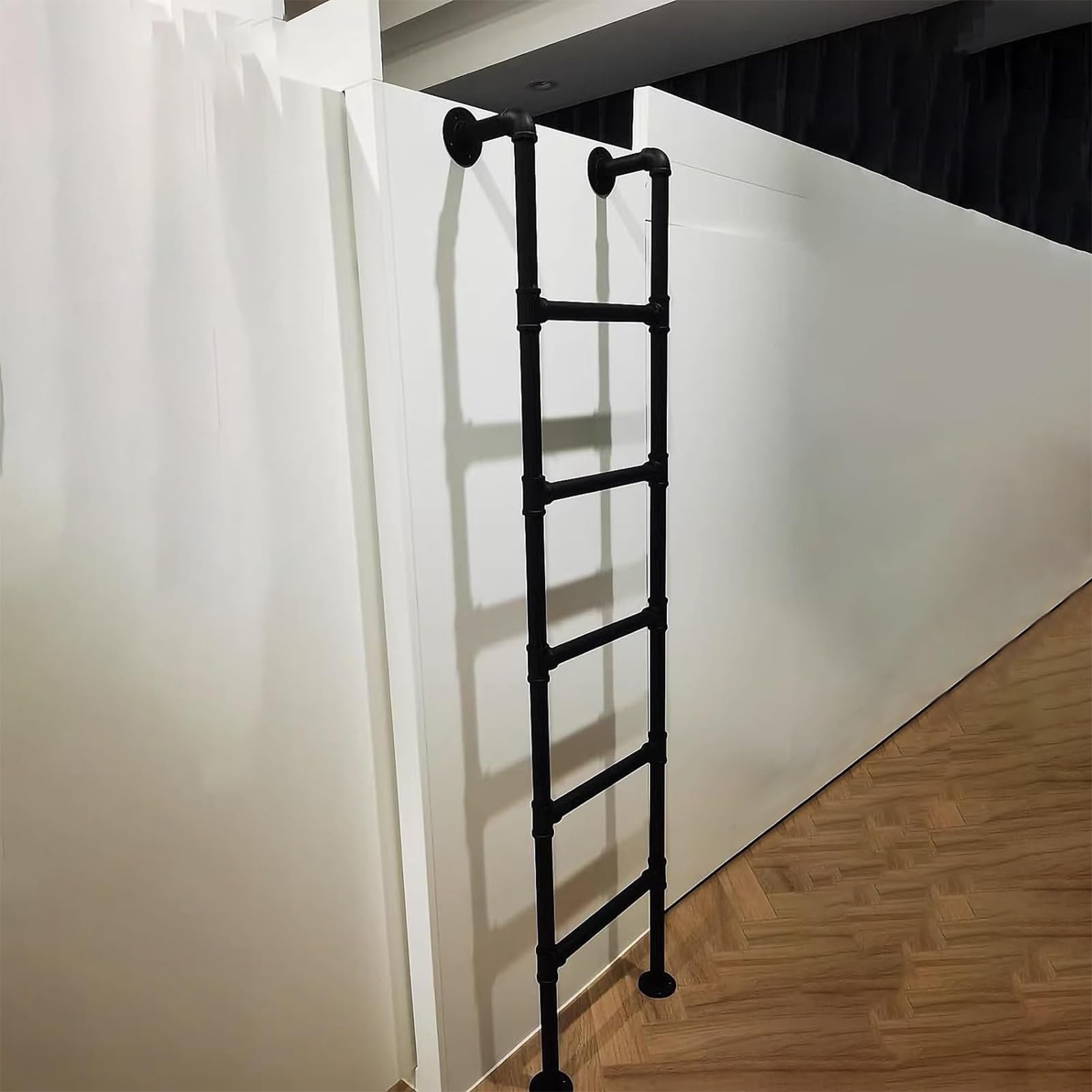 Amazon.co.jp: 頑丈な壁取り付け式金属製はしご、ホームロフト用、工業