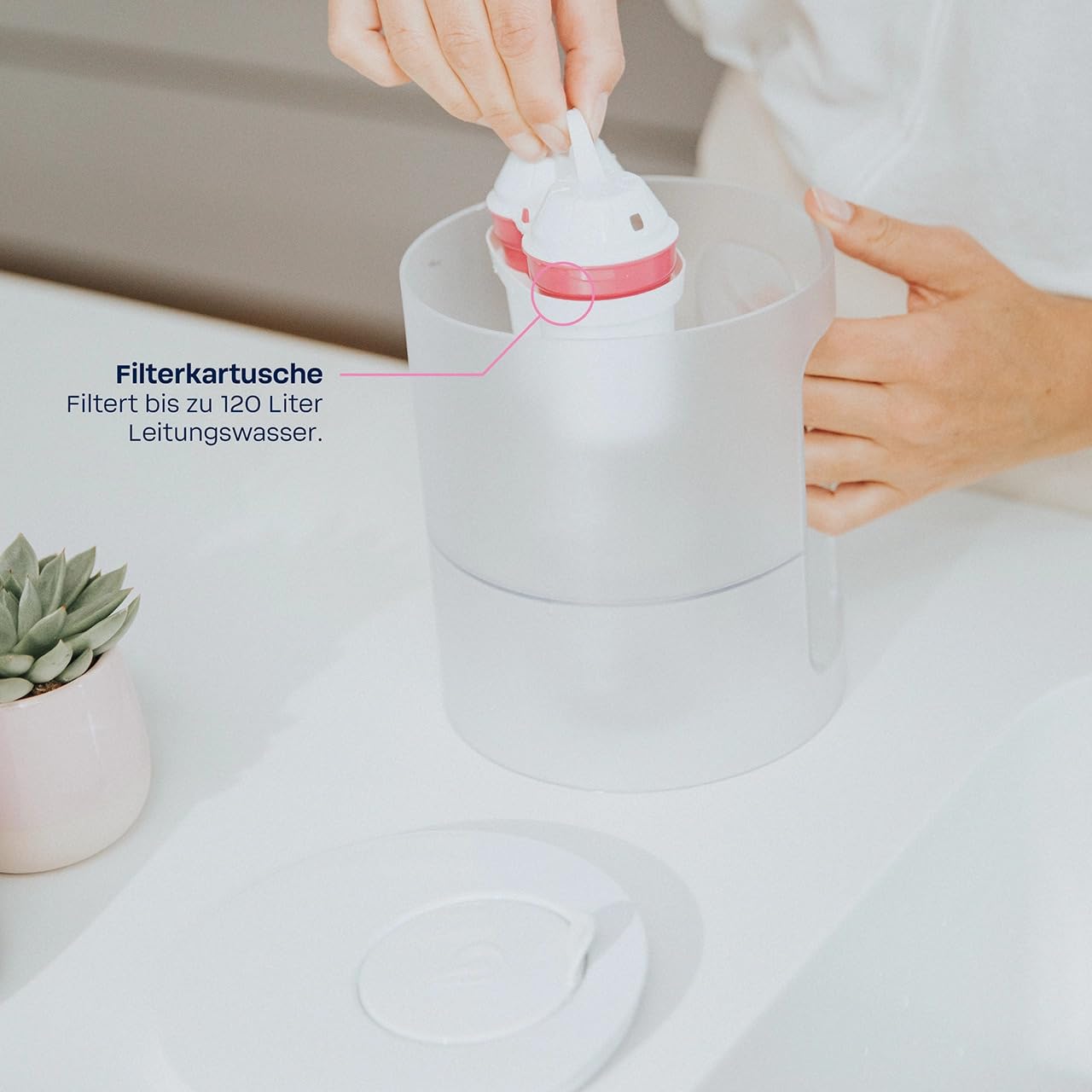 BWT Wasserfilter AQUAlizer Station inkl. 1 Magnesium Filterkartusche | Tischwasserfilter & Glaskaraffe | Trinkwasserfilter | Wasserspender für Leitungswasser (AQUAlizer Station + Magnesium)