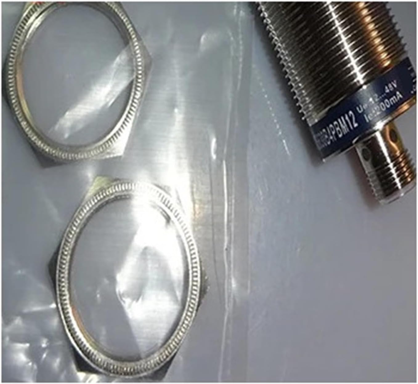 Proximity Switch XS8C1A1PAM8 XS7D1A1PAM12 XS8D1A1PAM12 XS8D1A1NAM12 XS4P18PA340D XS4P18NA340D(XS8D1A1PAM12)