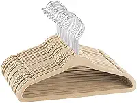 Kit com 10, 20, 30, 40, 50, 100 Unidades de Cabides de Veludo Adulto Slim Ultra fino Antiderrapante Roupas Gancho 360° Organizador Armário Closet Reforçado Multifuncional Não Escorrega (10, Bege/Nude)