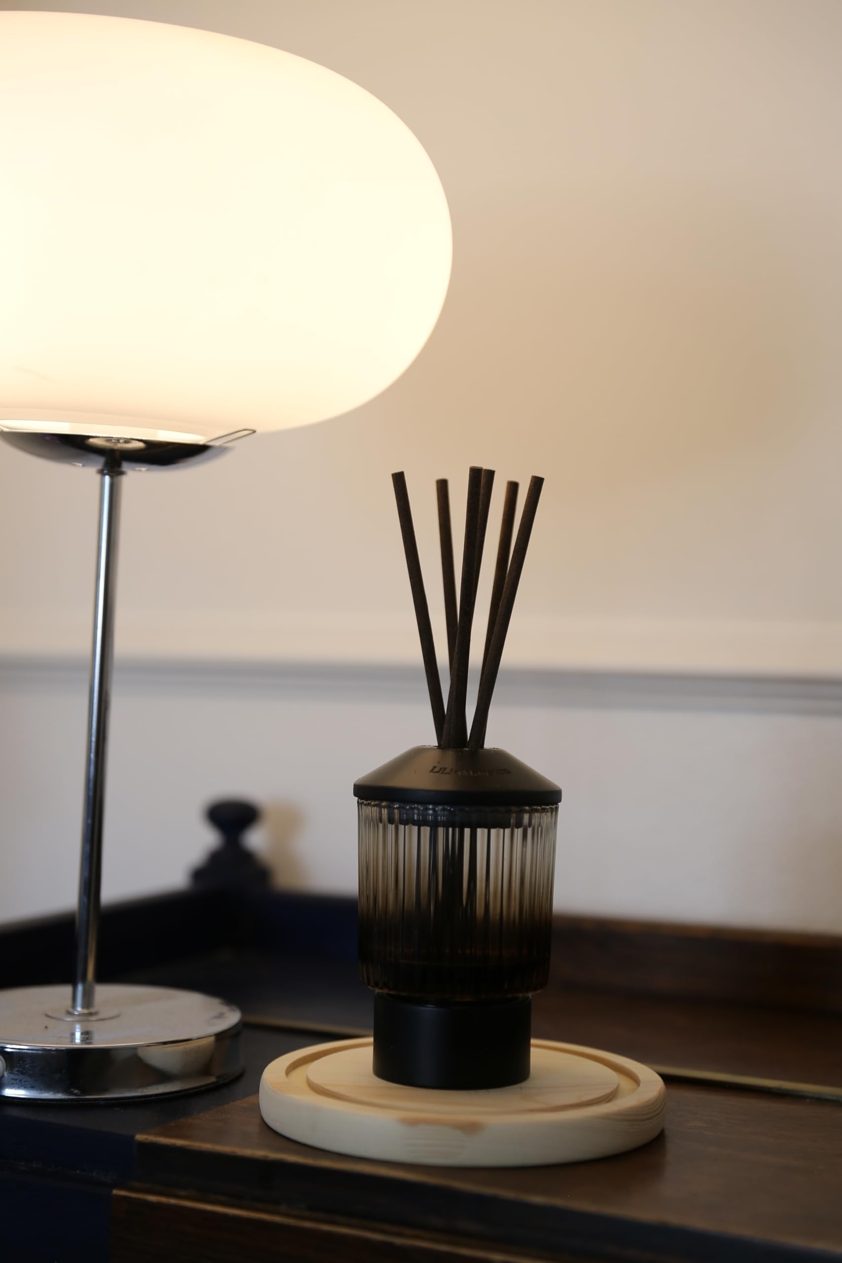 Schilfrohr-Diffusor-Set für Wohnkultur, inklusive Diffusorflasche und Schilfrohr (Strange Kiss)
