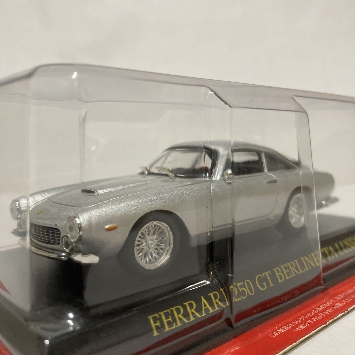超希少！1/43 フェラーリ ベルリネッタ ルッソ スーパーレッジーラ 超希少！1/43 フェラーリ ベルリネッタ ルッソ スーパーレッ