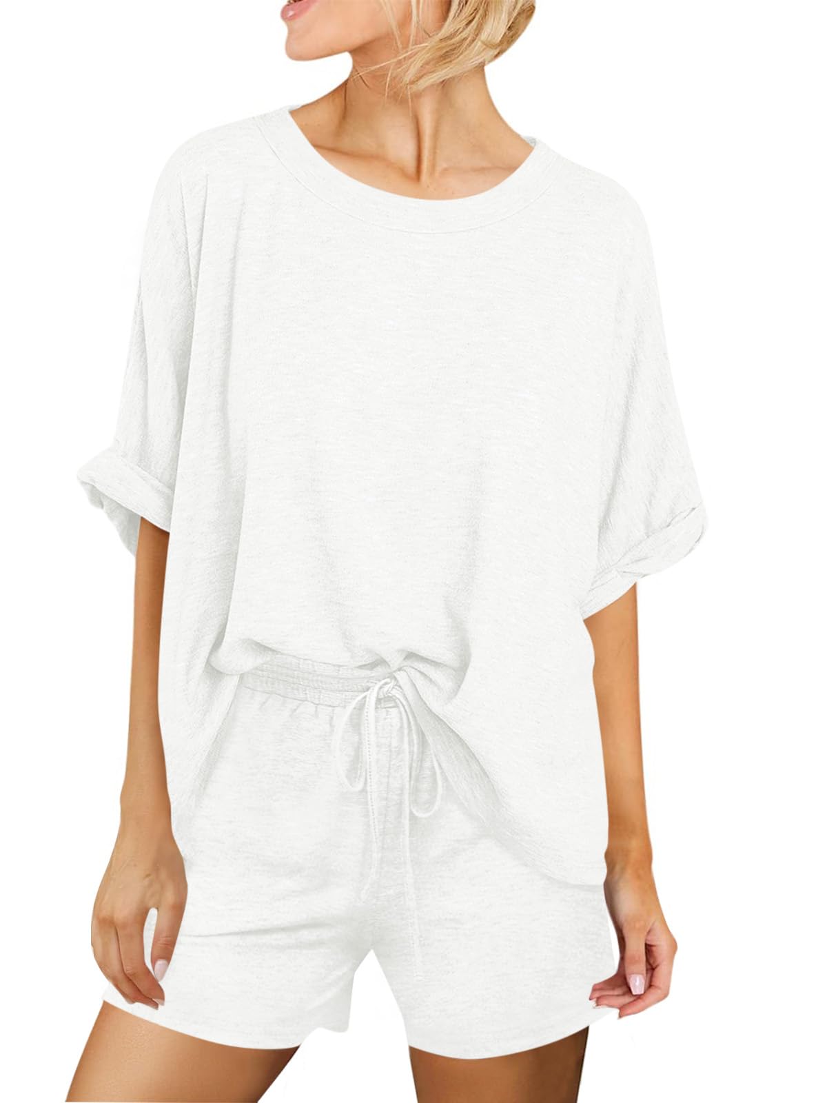 Tankaneo Ensemble 2 pièces pour femme - Haut surdimensionné à manches courtes et short avec cordon de serrage - Tenue d'été 2 pièces