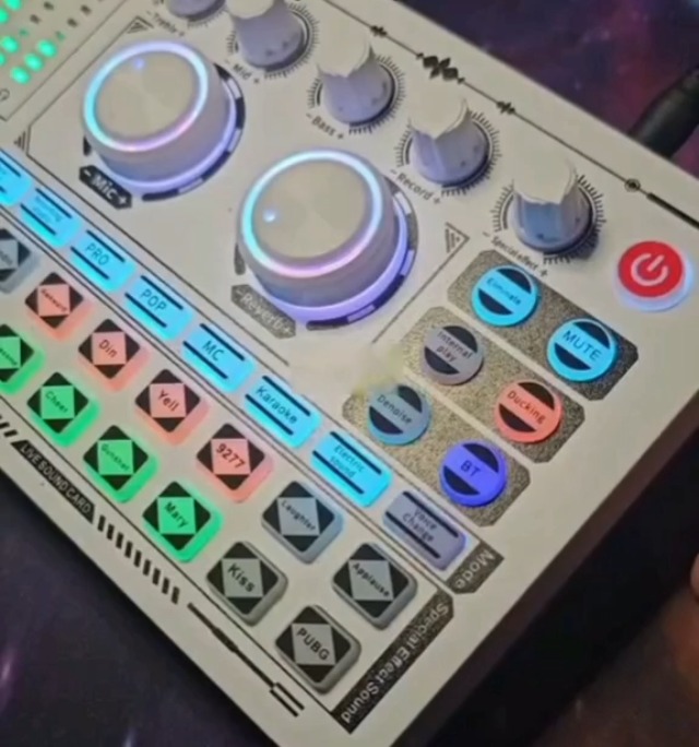 Amazon.com: Bonkyo F999 White Live Streaming Sound Card