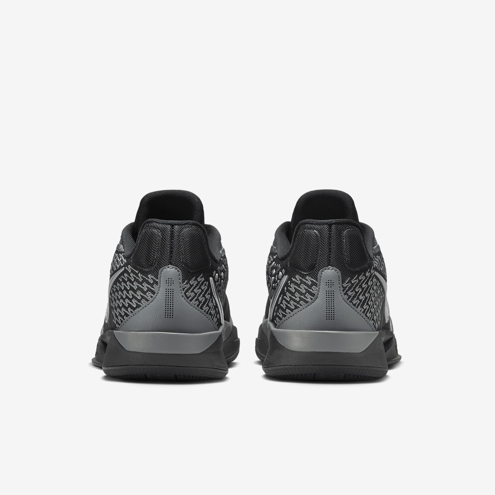 Nike Sabrina 2 Basketballschuhe (FQ2174-001, Black/Smoke Grey/Opti Yellow/Metallic Silver)