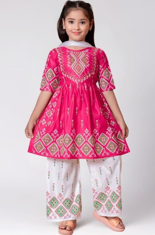 Girl's Ethnic Kurta and Straight Pant Set with Silky Dupatta