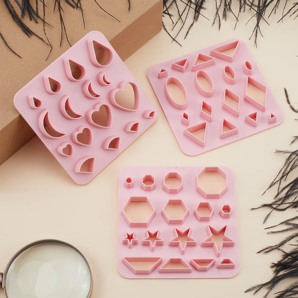 GORGECRAFT 3 Stijlen Kerst Klei Cutters Polymeer Klei Earring Cutter Sets Snijden Dies Sieraden Maken Sjablonen Plastic Kerstbomen Kerstman Hoed Stencils Modellering Gereedschap Voor Oorbellen