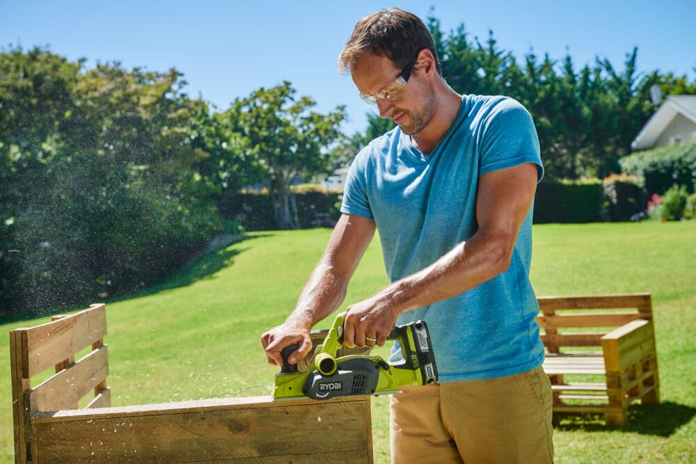 Rabot RYOBI 18V 82mm One+ sans batterie ni chargeur R18PL-0