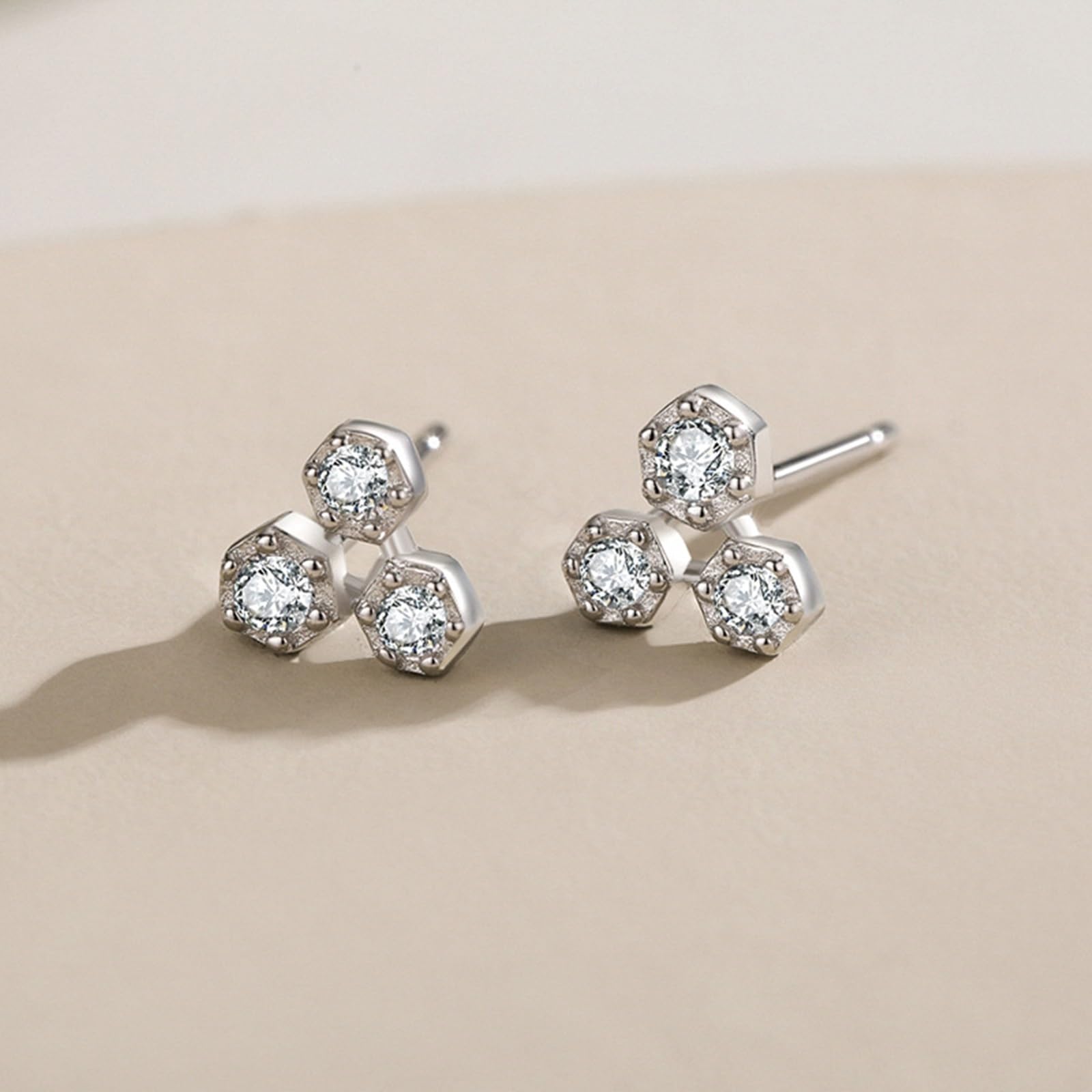 Kolczyki na sztyfcie z białego złota próby 750 585 375, damskie kolczyki damskie, proste geometryczne wzornictwo, okrągłe kolczyki na sztyfcie Moissanite, prawdziwa biżuteria ślubna, dla panny