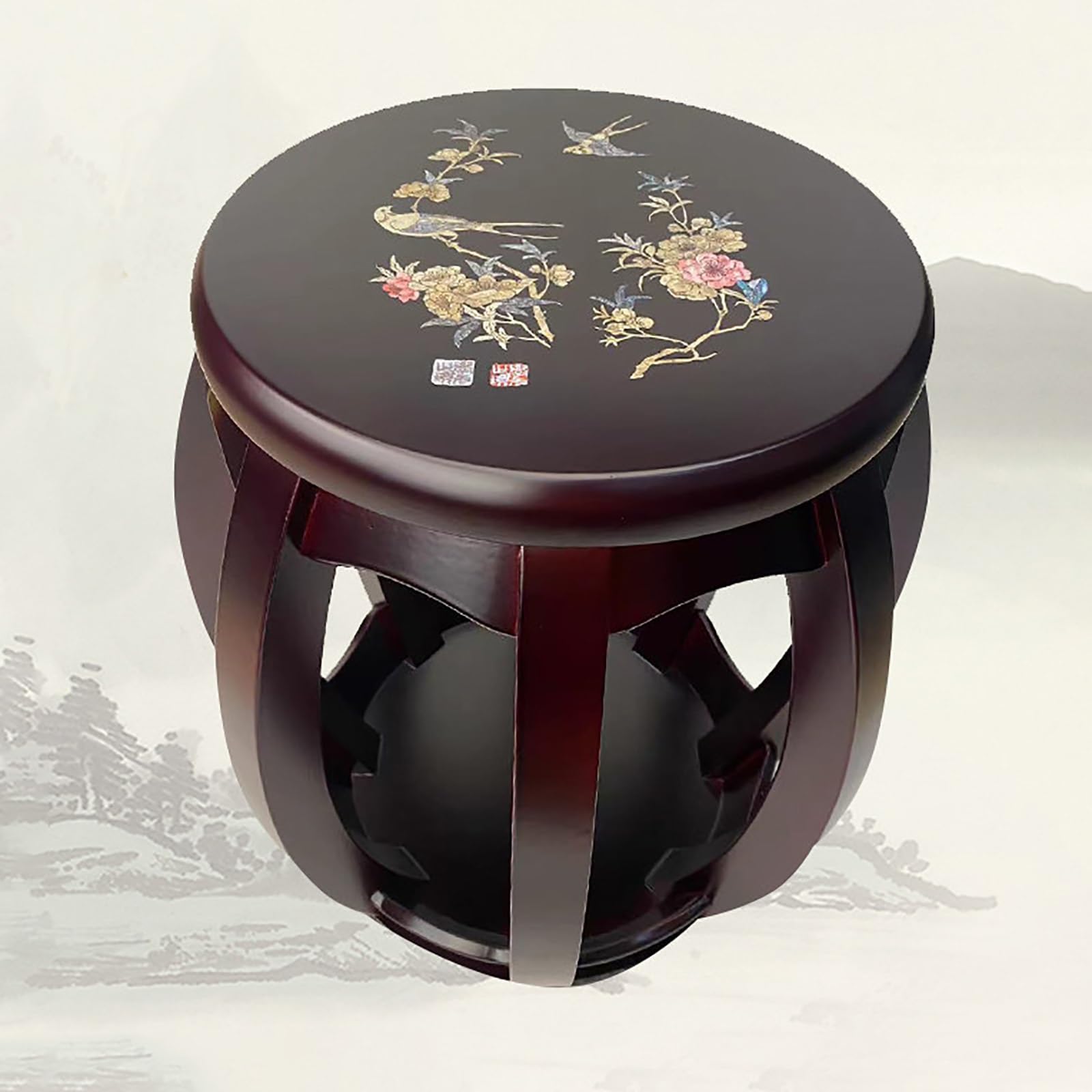 Table d'appoint ronde terrasse et tabouret en bois pour vos moments détente au balcon