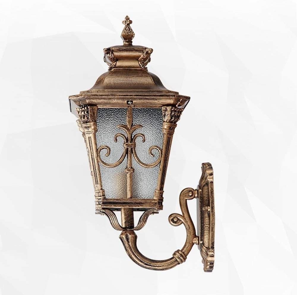 Applique murale extérieur laiton pour illuminer vos soirées d'été sur le balcon