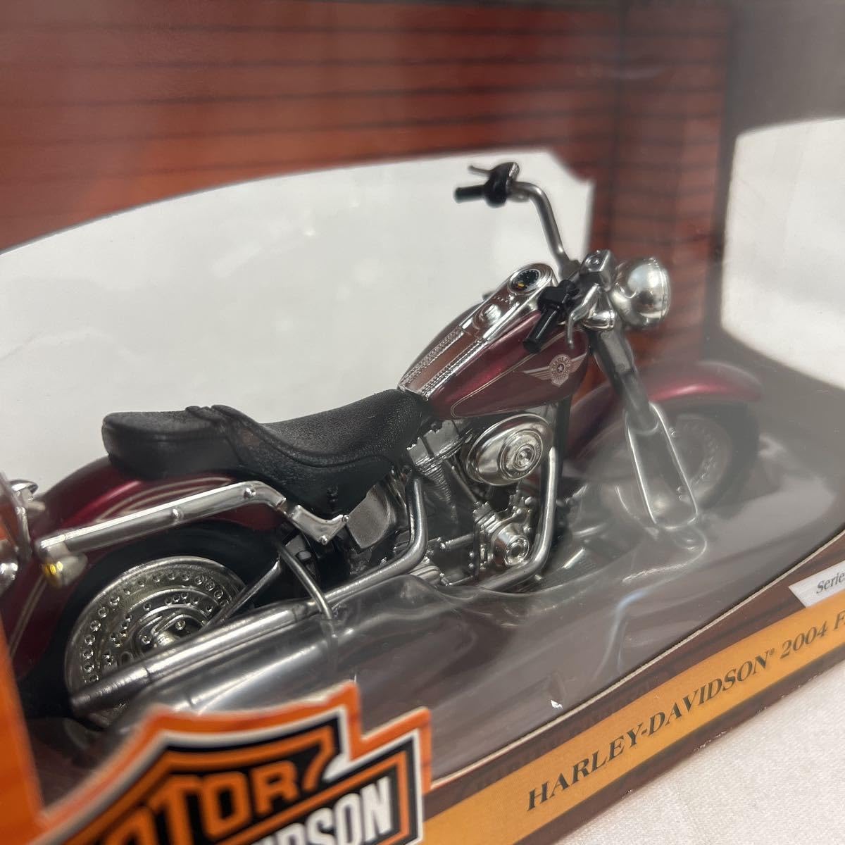 Amazon | ERTL American Muscle 1/18 Harley-Davidson 2004 FAT BOY