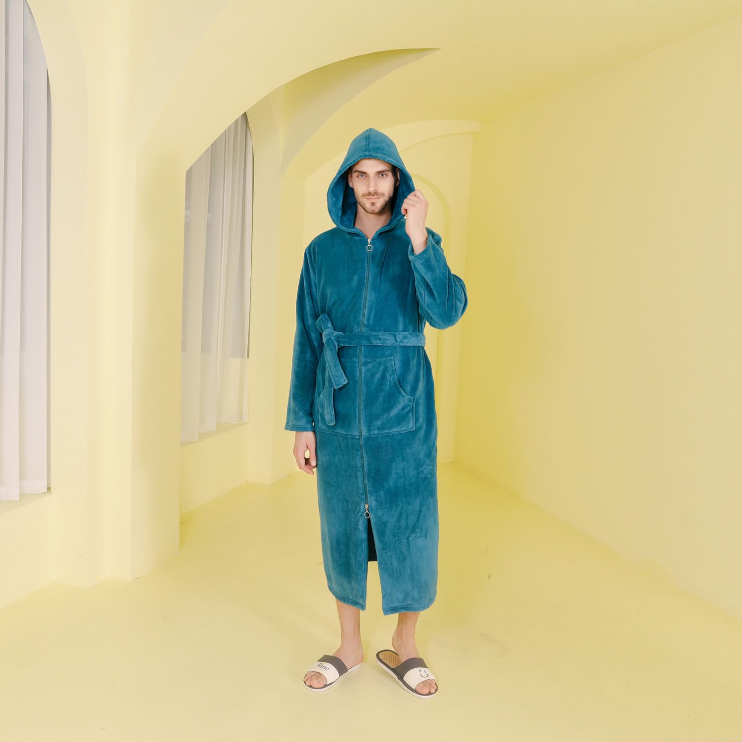 Damen/Herren-Bademantel aus weichem Plüsch mit Kapuze Reißverschluss warmem Fleece-Bademantel mit Gürtel Dicker Hausmantel für Herbst und Winter