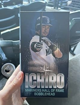 Amazon.co.jp: イチロー 2022年8月 マリナーズ殿堂入り記念