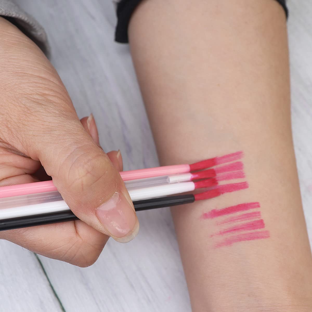Disposable Makeup Lip Brushes Lipsti gloss brush Lip Gloss Applicators