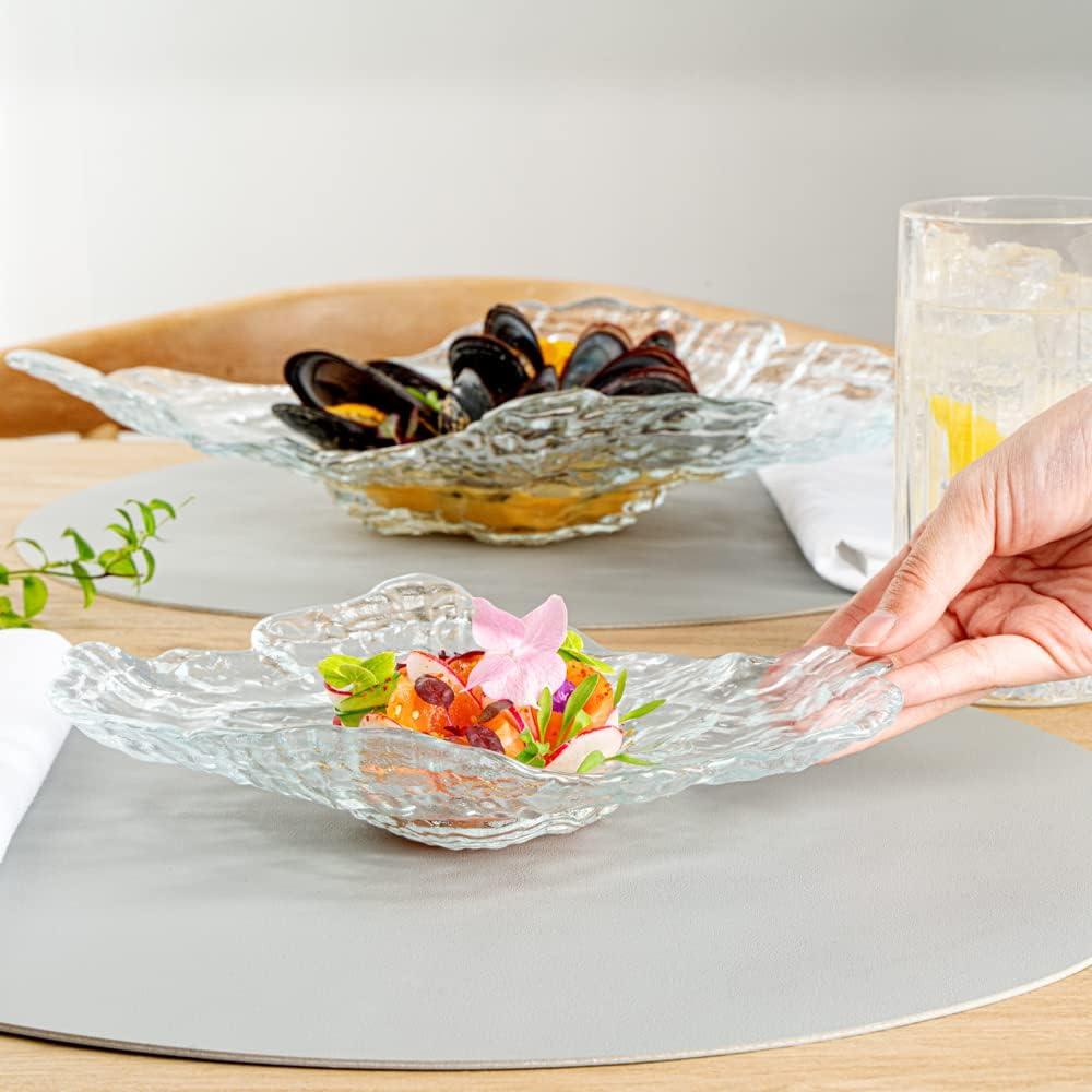Restaurantware Vetri 8.9 x 6.7 x 1.8 Inch Glass Serving Dishes 6 Durable Unique Serving Dishes - Seashell Design Dishwashable Clear Glass Dinnerware For Hot & Cold Foods