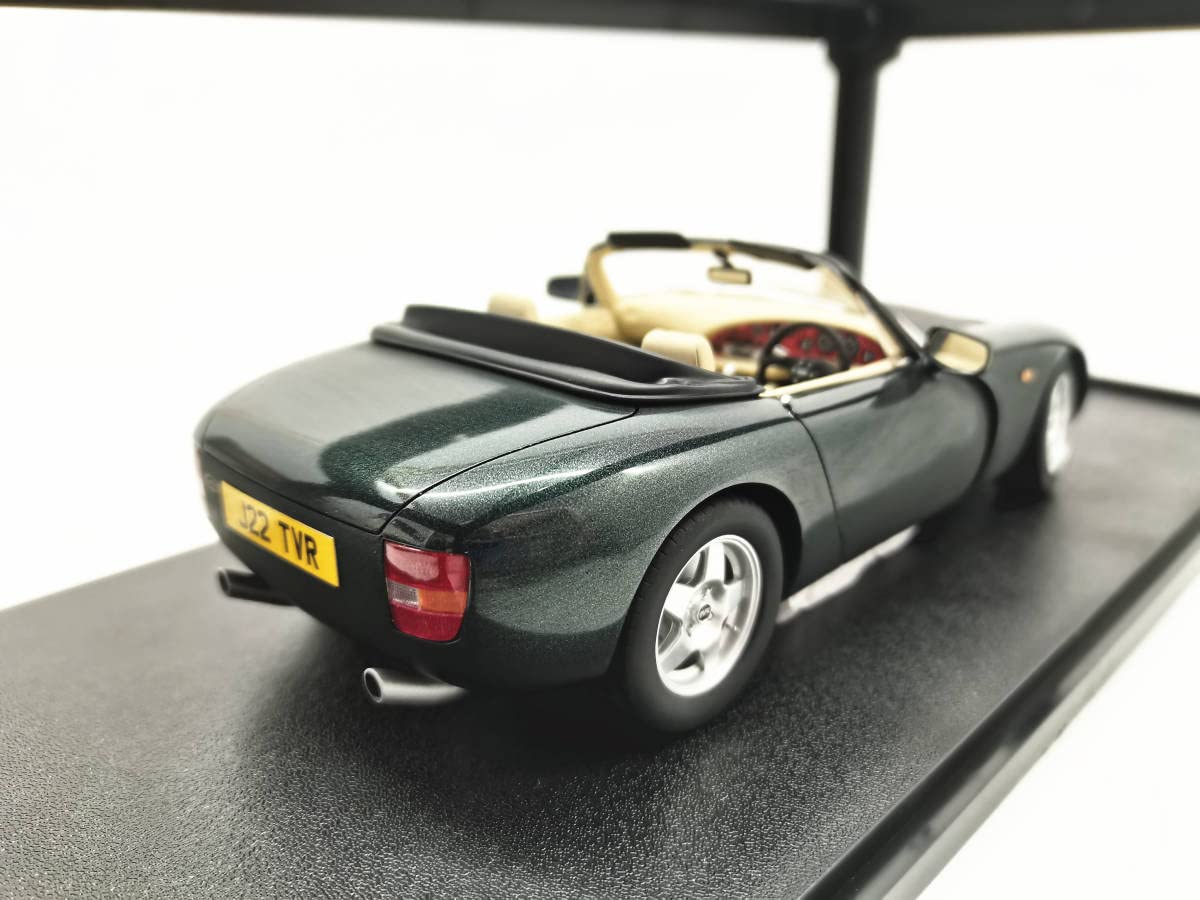Amazon | Cult 1/18 TVR Griffith 1993 green metallic