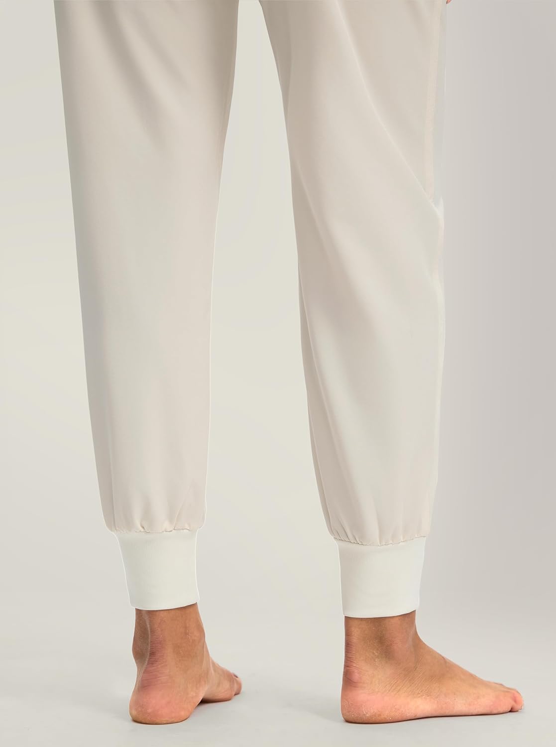 Soothfeel Women's Joggers with Zipper Pockets Lightweight Running Gym Travel Casual Workout Athletic Joggers Pants for Women Beige - Image 6