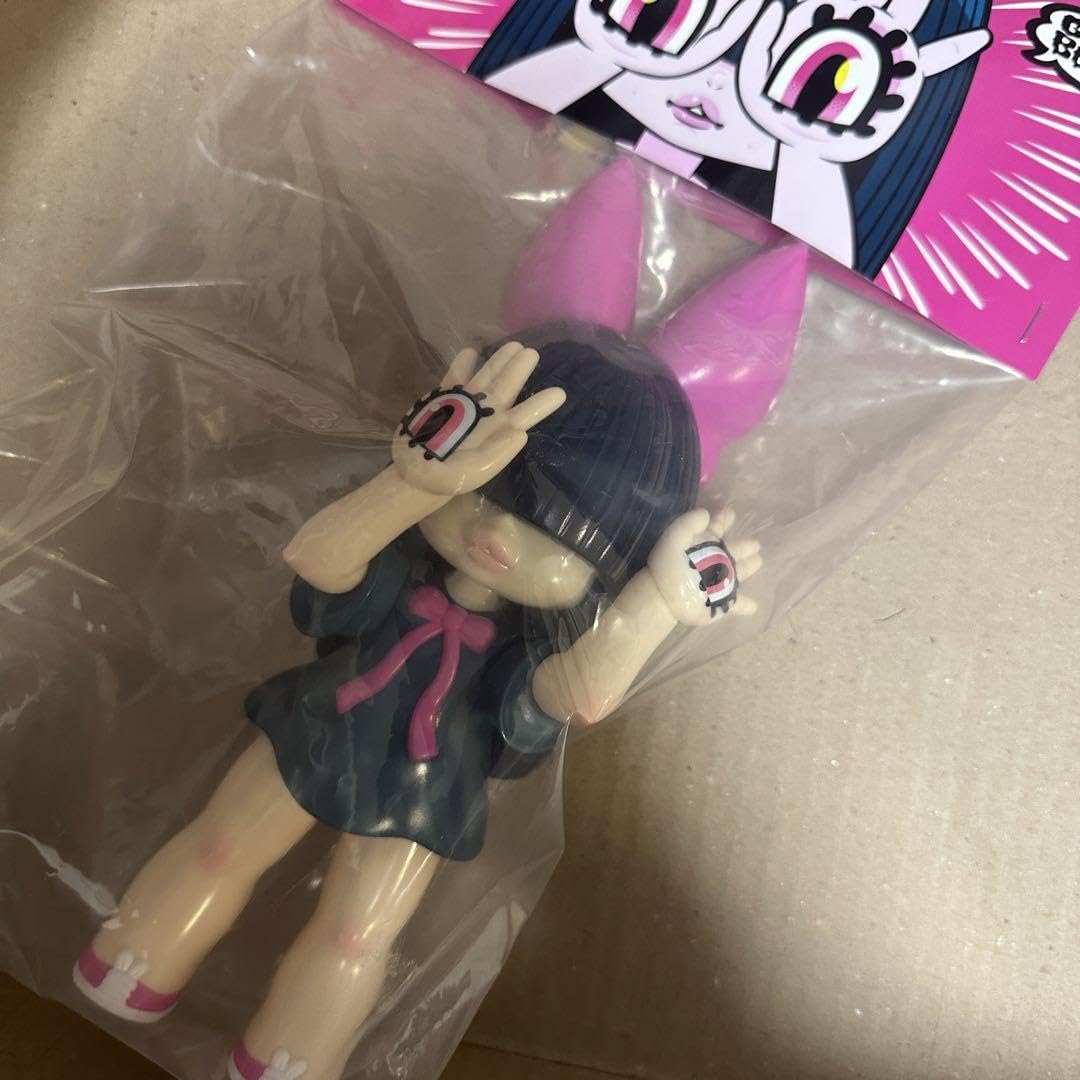 Grape Brain にぎるちゃん　こんそめ パンダ 2体セット 　手の目少女 grape brain xrage コラボ ソフビ にぎるちゃん 手の目少女 新品