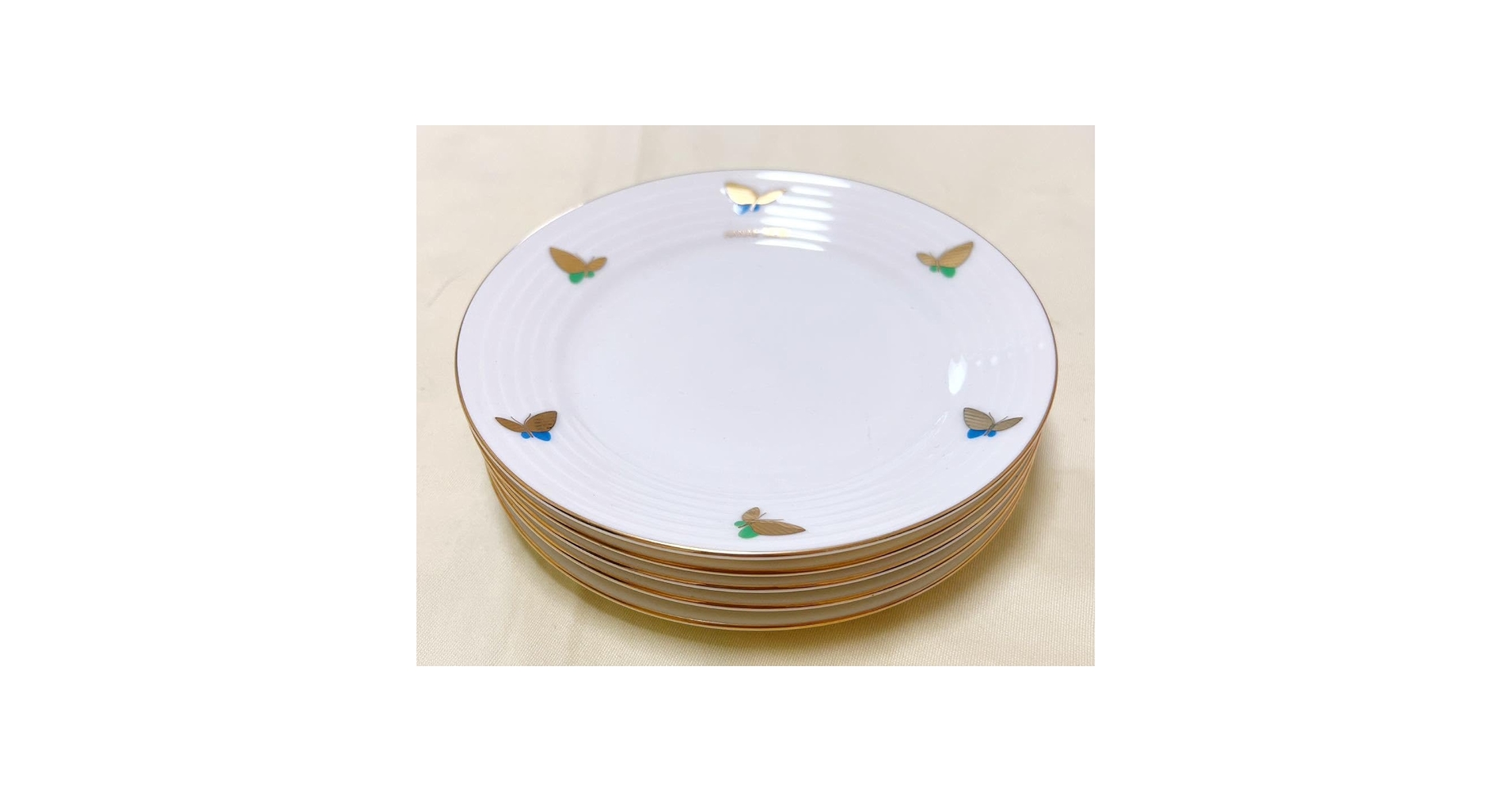 エルメス La Vista Flore 蝶と花の皿 廃盤 希少品 エルメス La Vista エルメス La Vista Flore 蝶と花の皿 廃盤 希少品 エルメス La Vista