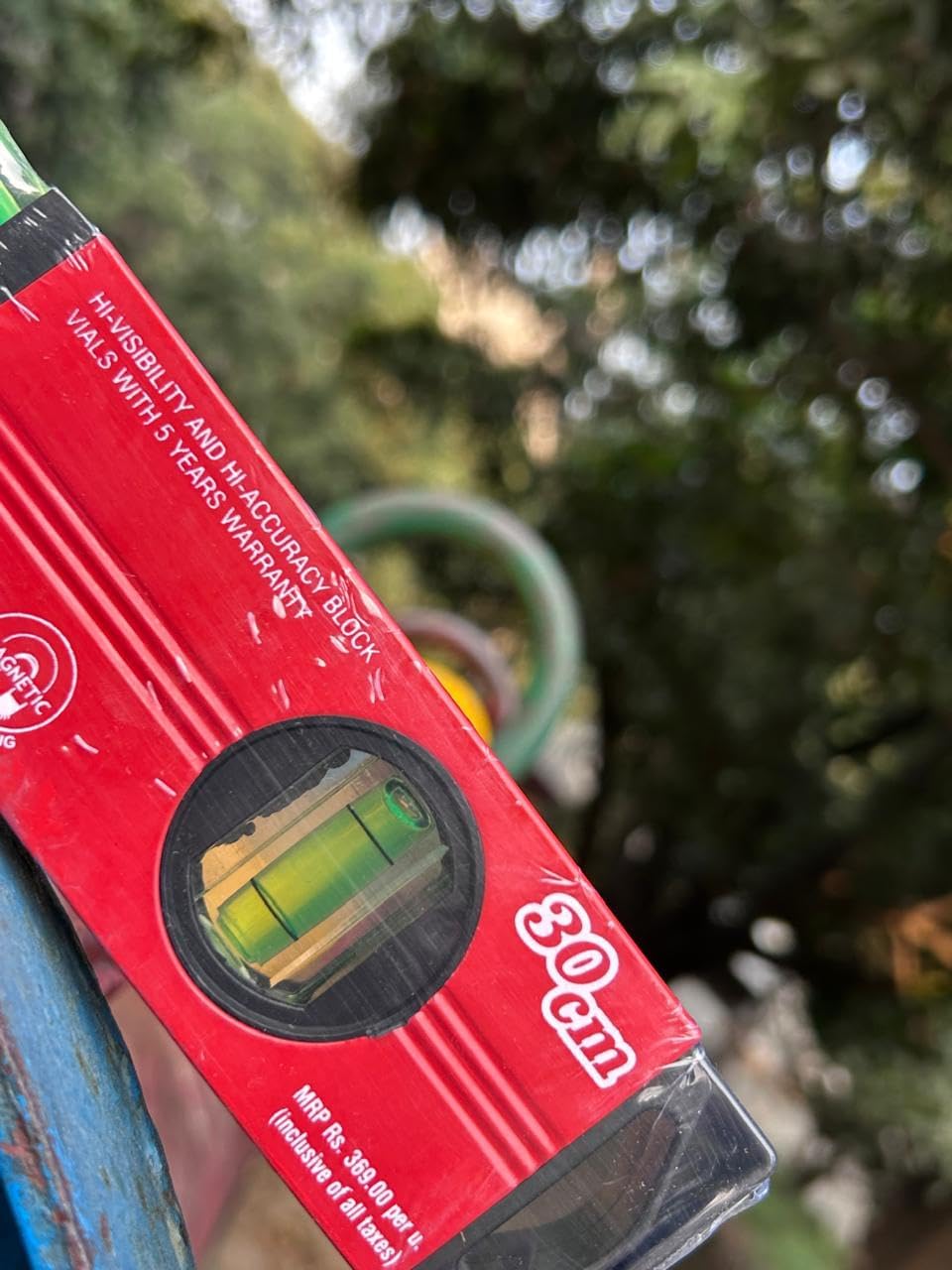 9 Inch Magnetic Torpedo Level with 3 Bubble Vials for Home and Construction Use