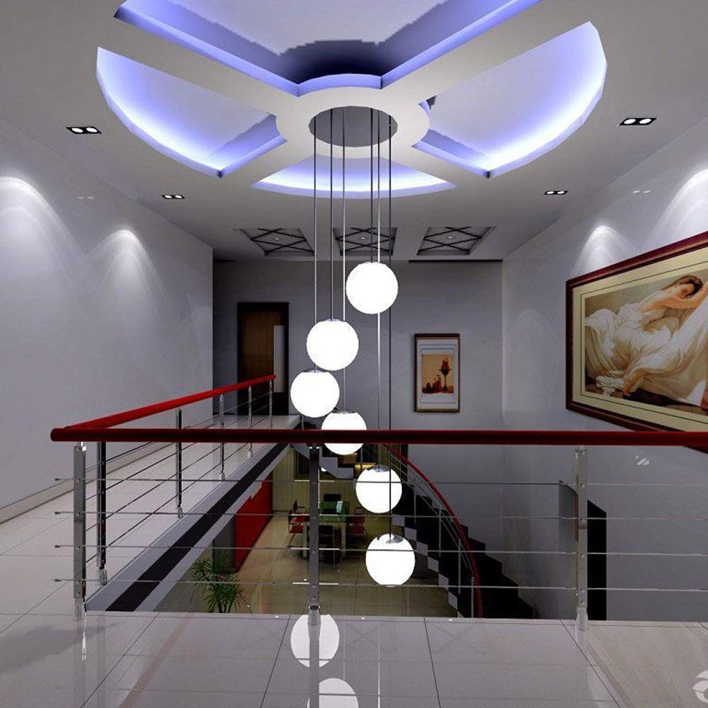 Chandelier lustre de villa contemporaine aux multiples boules