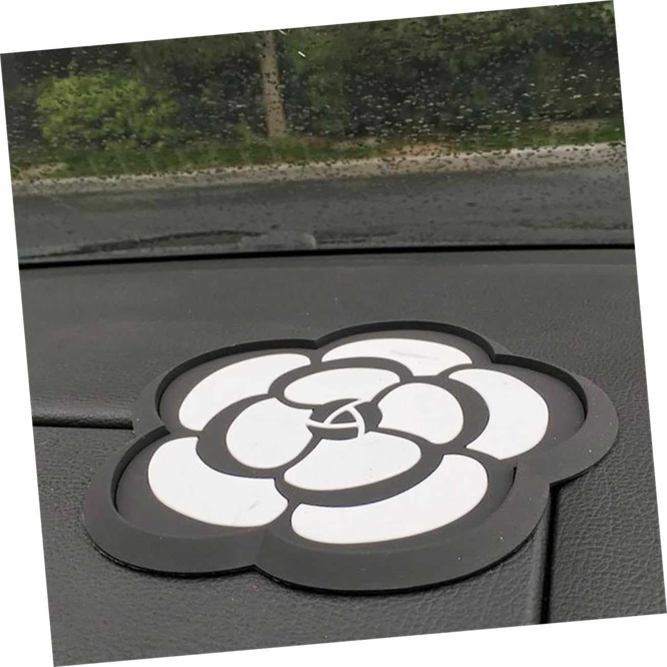SOLUSTRE Camellia Shape Non-Slip Dashboard Pad for Car Anti-Slip Gel Mat Cell Phone Holder Washable and Reusable for Phones GPS Sunglasses